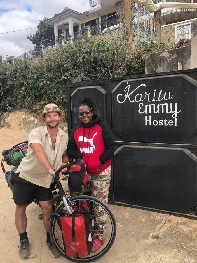 Emmy Backpackers Hostel Iringa Exterior foto